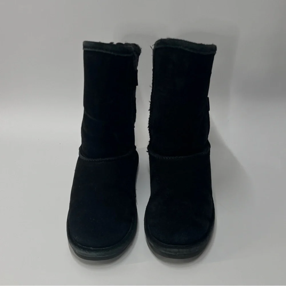 Bear paw Girls Size 1 Black Fur Lined Black Winter Boots